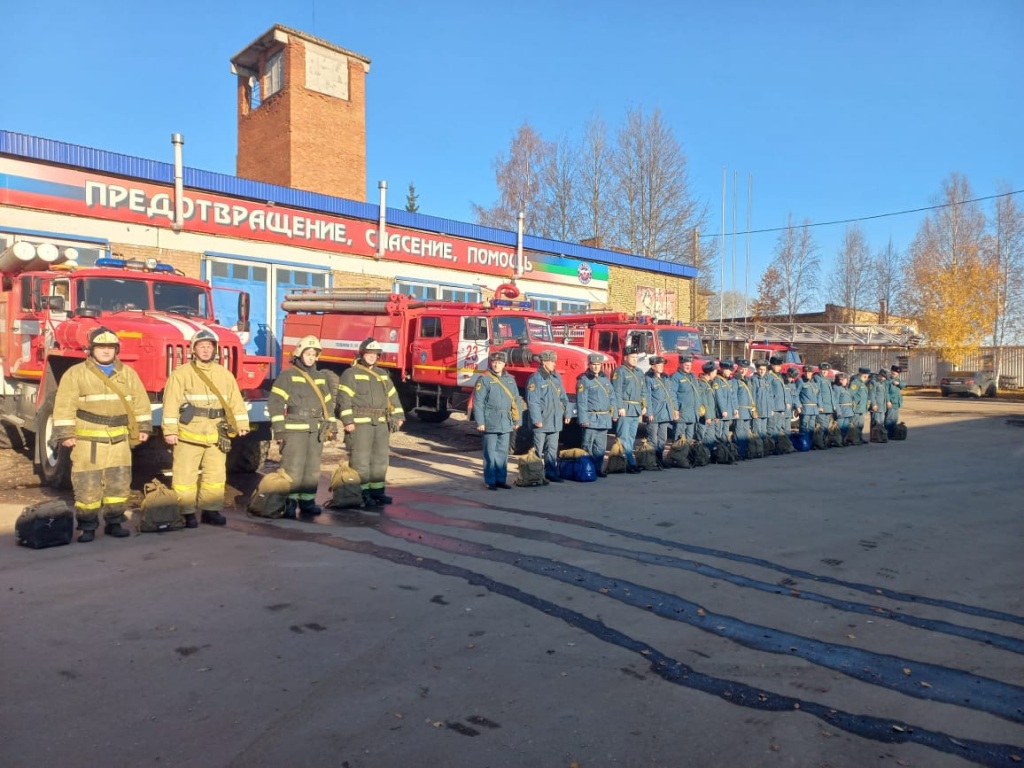smotr-sil-Knyaghpogostskogo-pogharno-spasatelnogo-garnizona.jpg